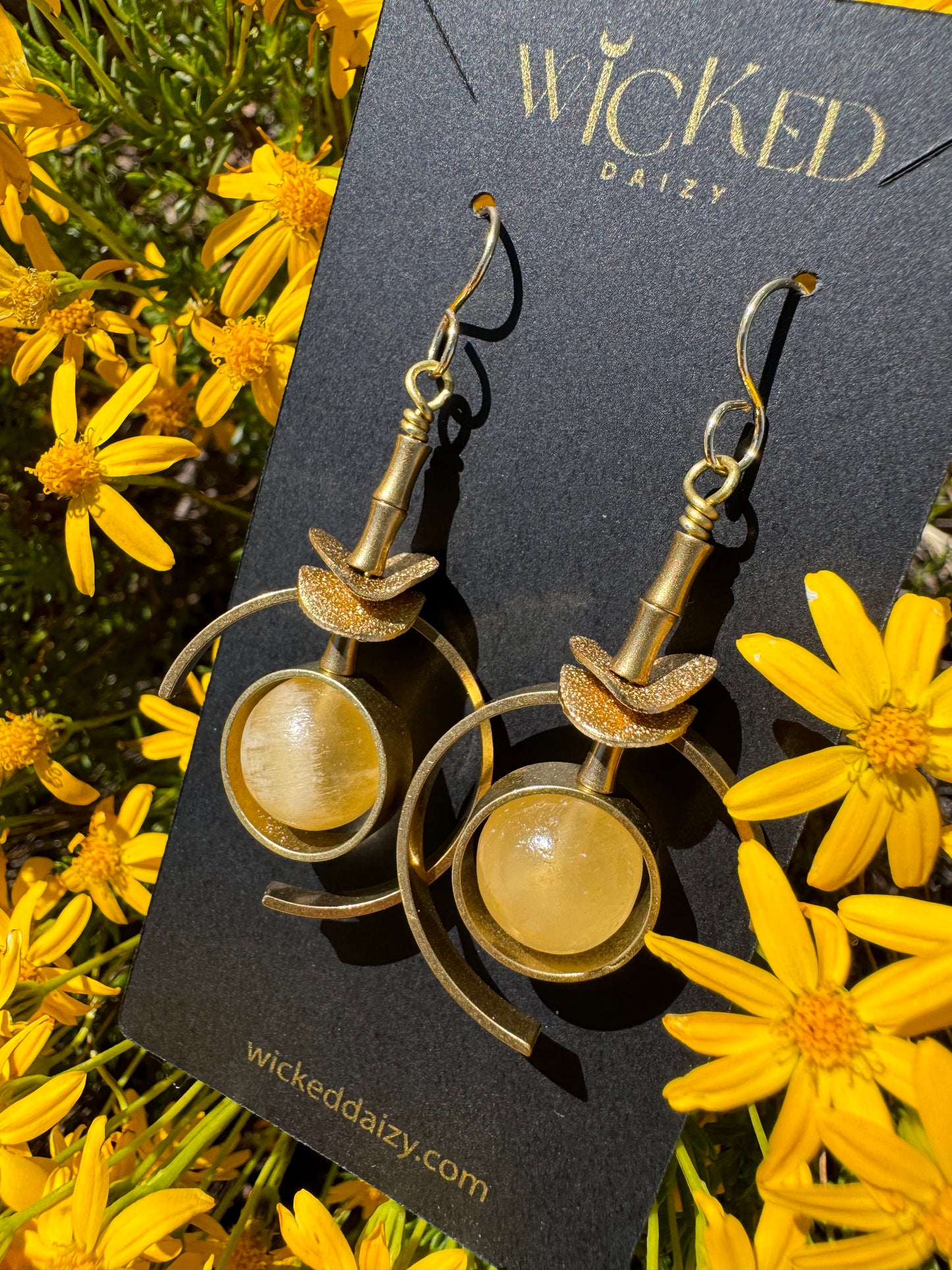 Desert Daisy Dangles